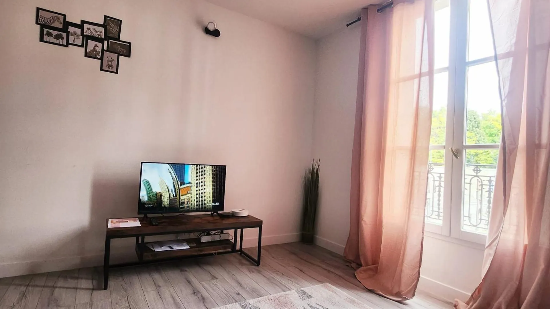 Le Rose De La Gare Appartement Parijs