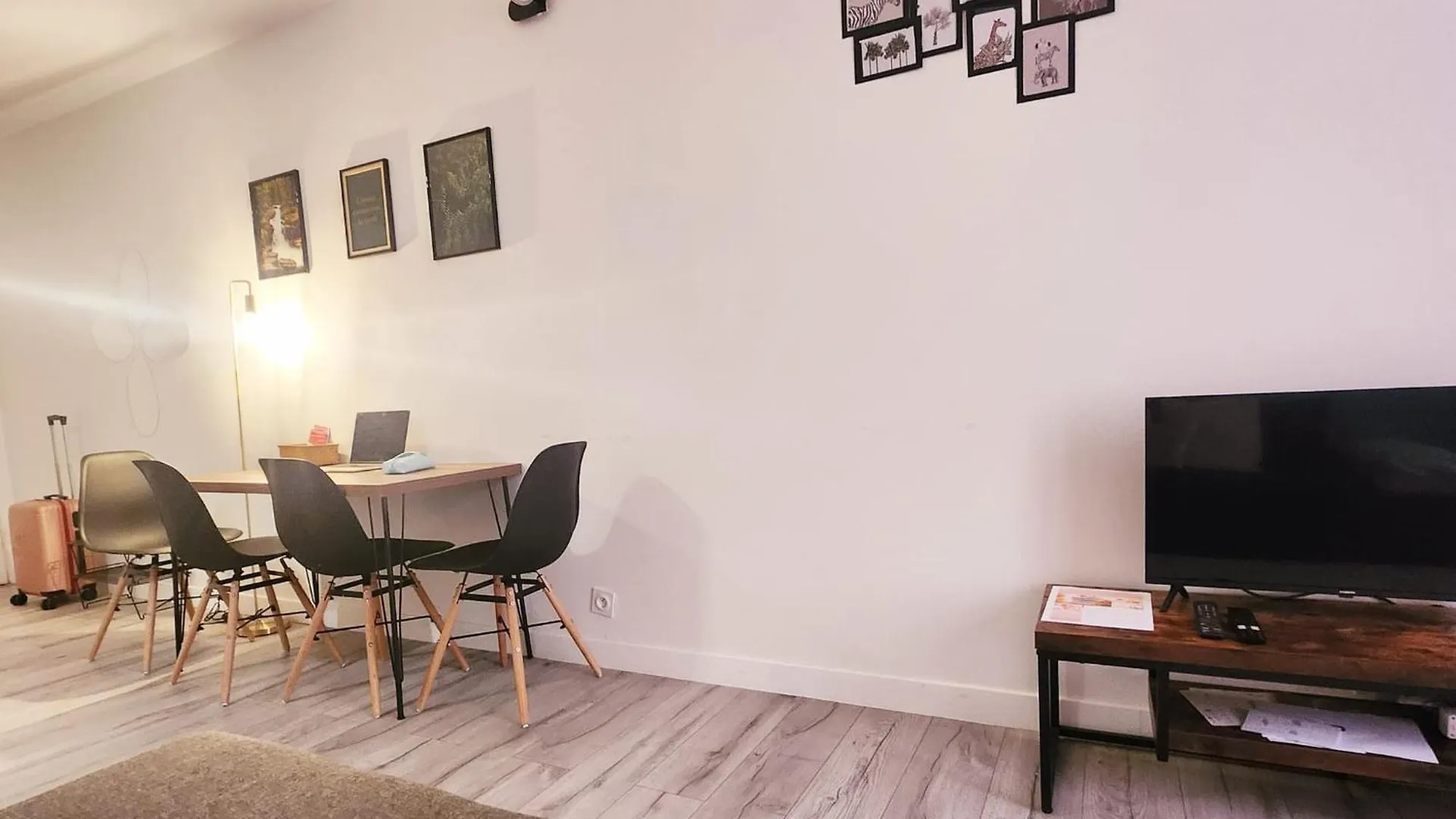 Le Rose De La Gare Appartement Parijs