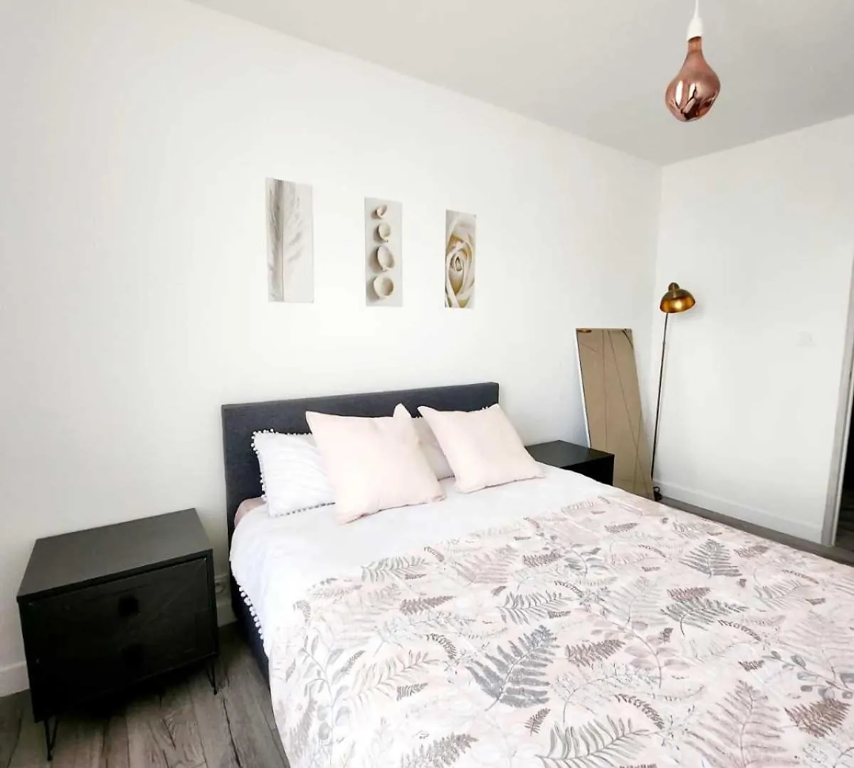 Ferienwohnung Le Rose De La Gare Paris
