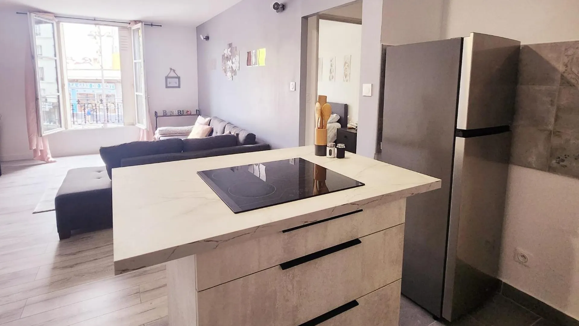 Ferienwohnung Le Rose De La Gare Paris 0*,